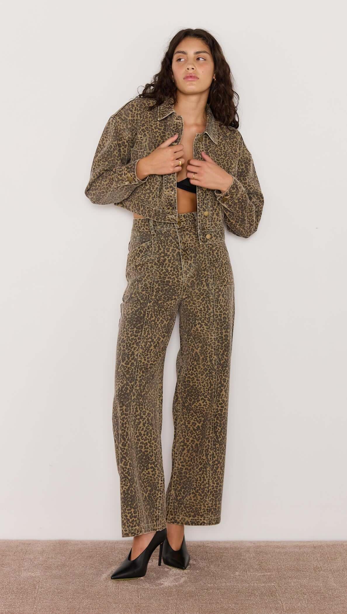 Anouk Jeans - Cheetah animal print jeans, high waist, straight/wide Leg