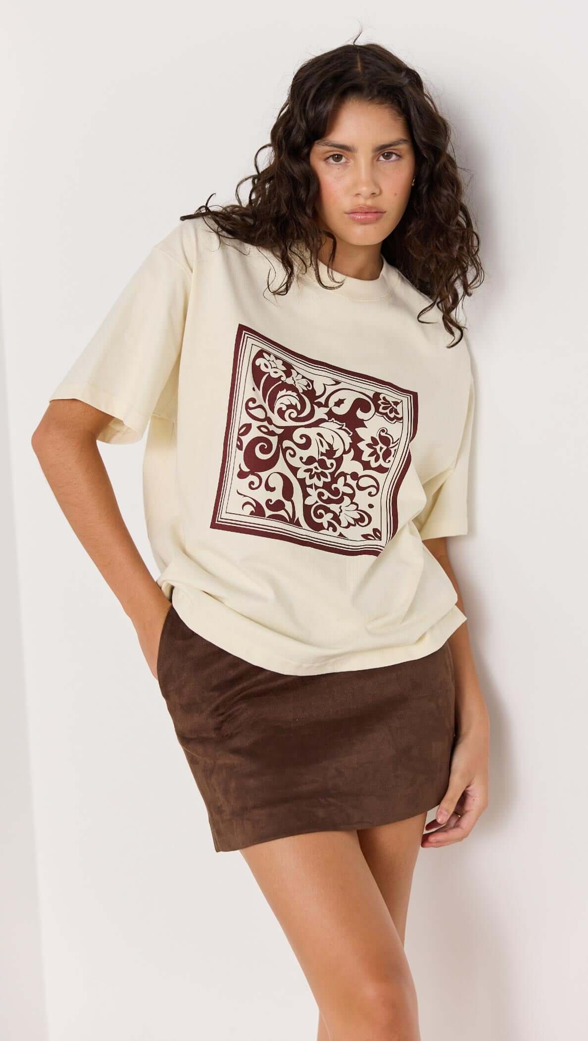 Lumi Oversized Tee - cream T-shirt with brown baroque print. Shot Sleeves.