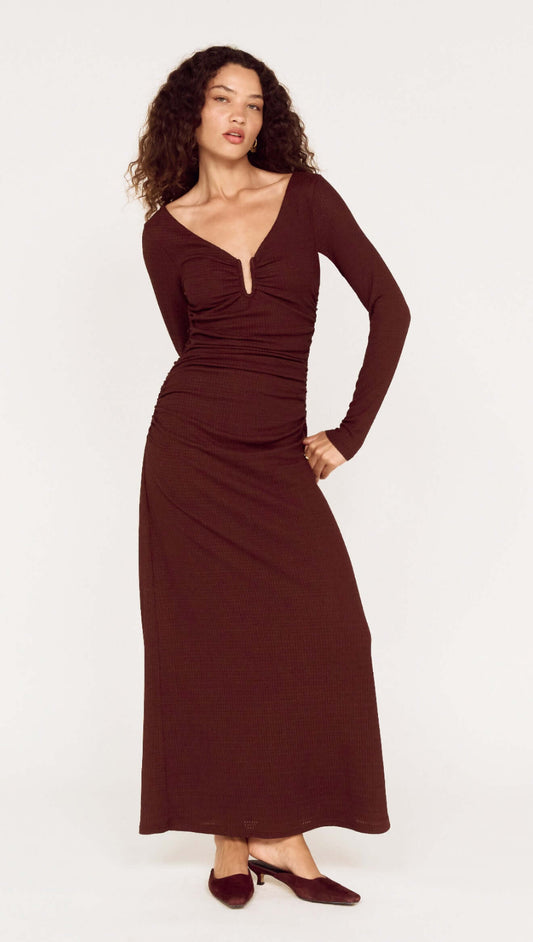 U Wire Textured Jersey Midi Dress in Chocolate displayed on a model, featuring a V-neck and long sleeves.