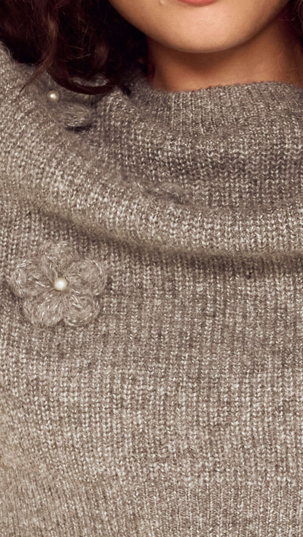 Round Neck Grey Floral Applique Jumper
