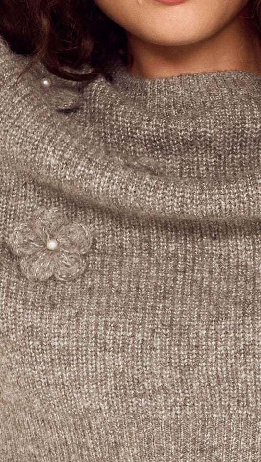 Round Neck Grey Floral Applique Jumper
