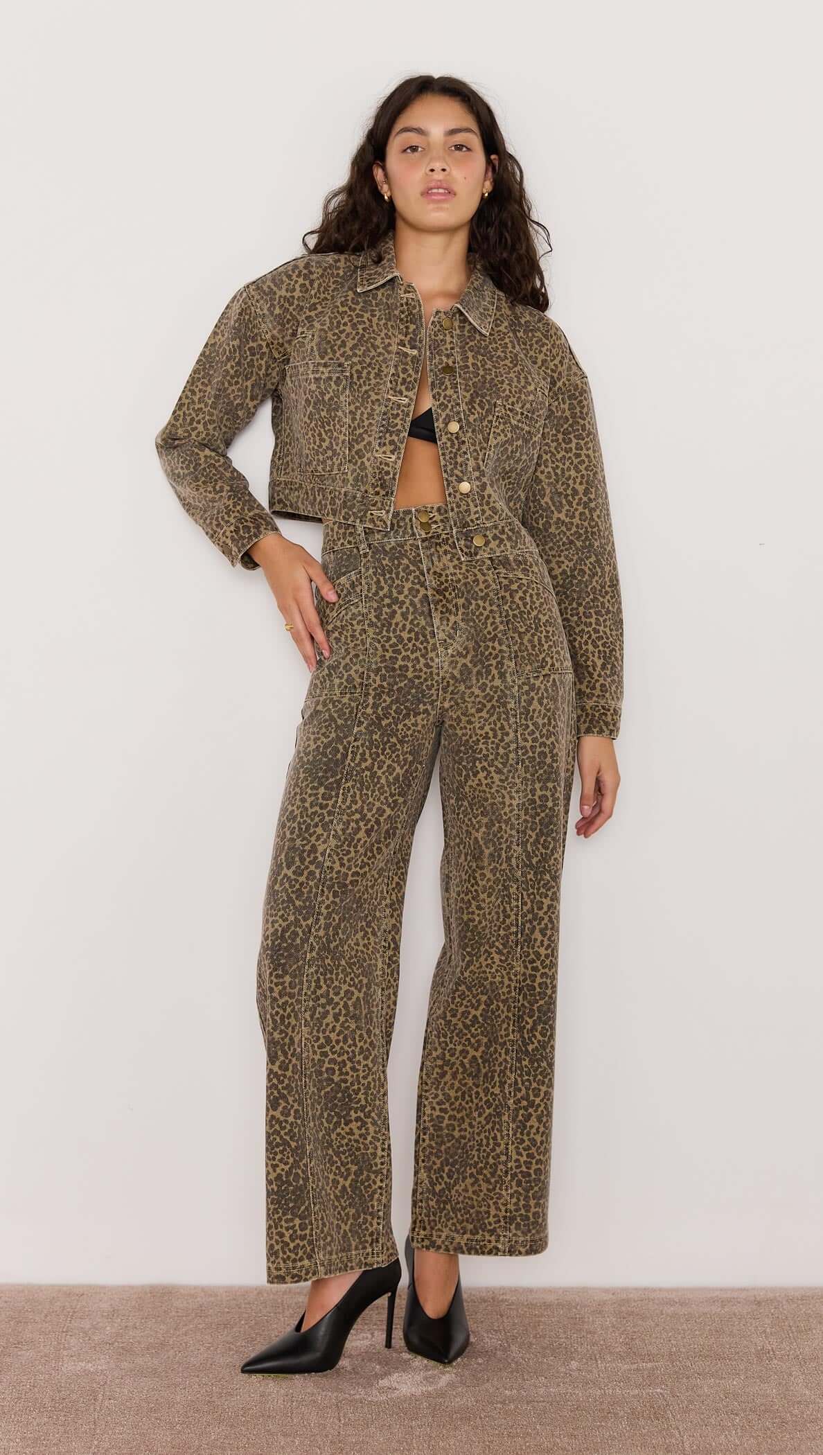 Anouk Jeans - Cheetah animal print jeans, high waist, straight/wide Leg