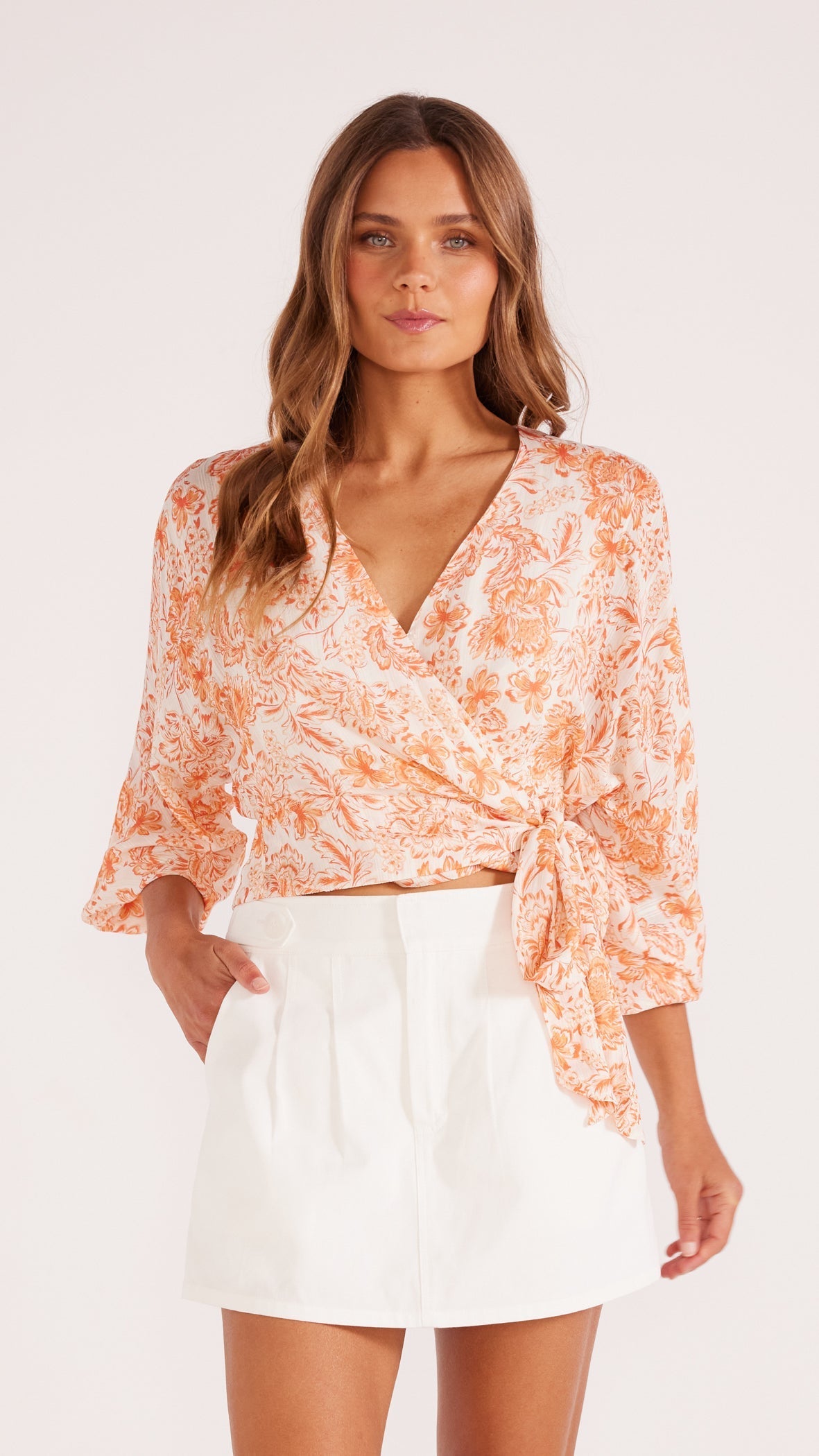 61_MG2304514_MG2304632_4115_4a0ec817-eba5-417d-b83b-ac05a7e89cf1-MALIA WRAP BLOUSE-MINKPINK